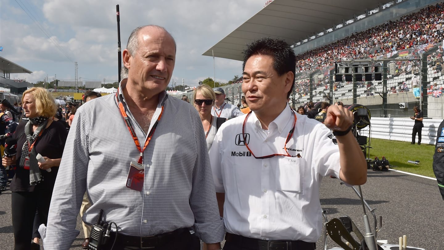 Ron Dennis (GBR) McLaren Executive Chairman and Yasuhisa Arai (JPN) Head of Honda Motorsport on the grid at Formula One World Championship, Rd14, Japanese Grand Prix, Race, Suzuka, Japan, Sunday 27 September 2015. © Sutton Motorsport Images