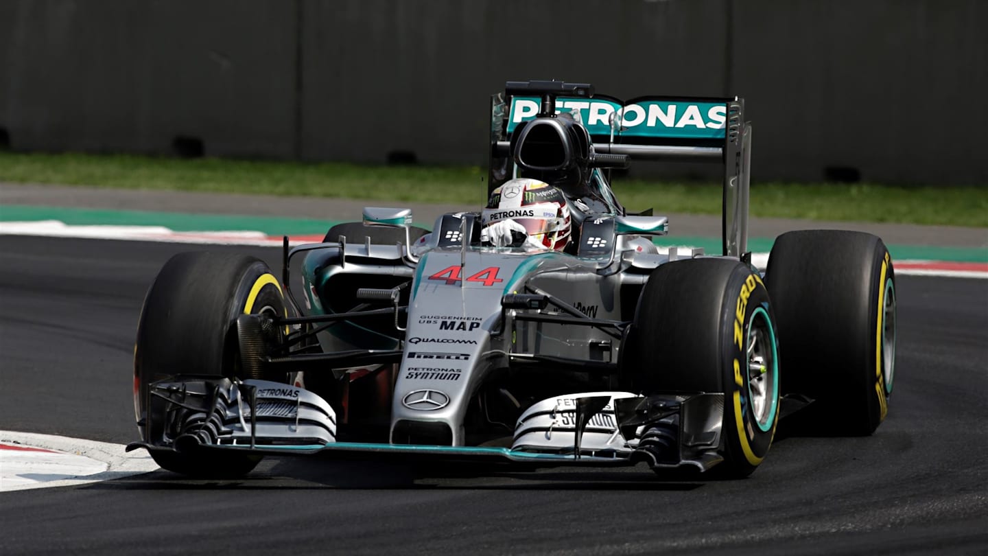 Lewis Hamilton (GBR) Mercedes AMG F1 W06 at Formula One World Championship, Rd17, Mexican Grand