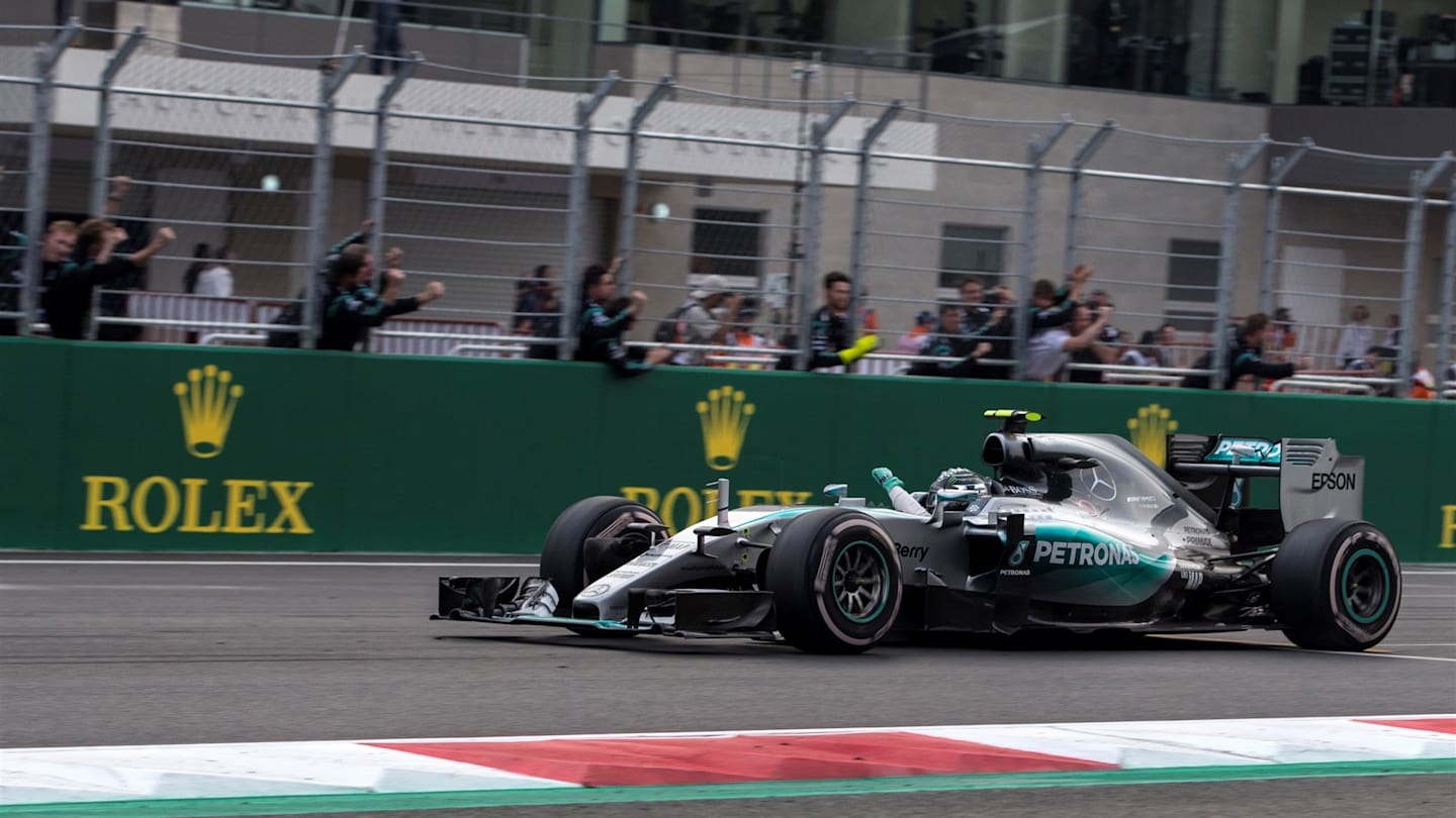 Race winner Nico Rosberg (GER) Mercedes AMG F1 W06 crosses the line at Formula One World Championship, Rd17, Mexican Grand Prix, Race, Circuit Hermanos Rodriguez, Mexico City, Mexico, Sunday 1  November 2015. © Sutton Motorsport Images