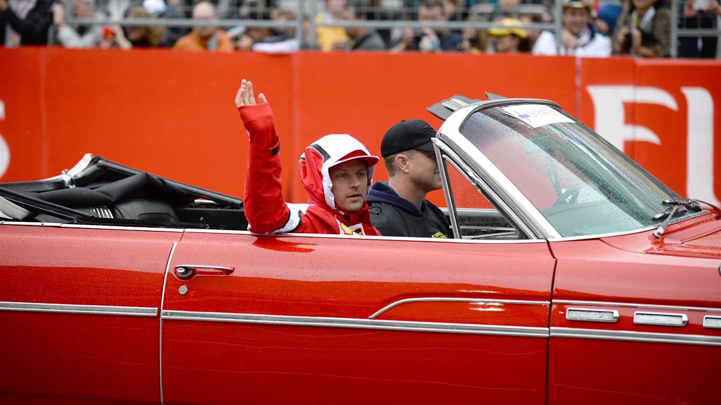 Kimi Raikkonen (FIN) Ferrari in the drivers parade at Formula One World Championship, Rd16, United States  Grand Prix, Race, Austin, Texas, USA, Sunday 25 October 2015. © Sutton Motorsport Images