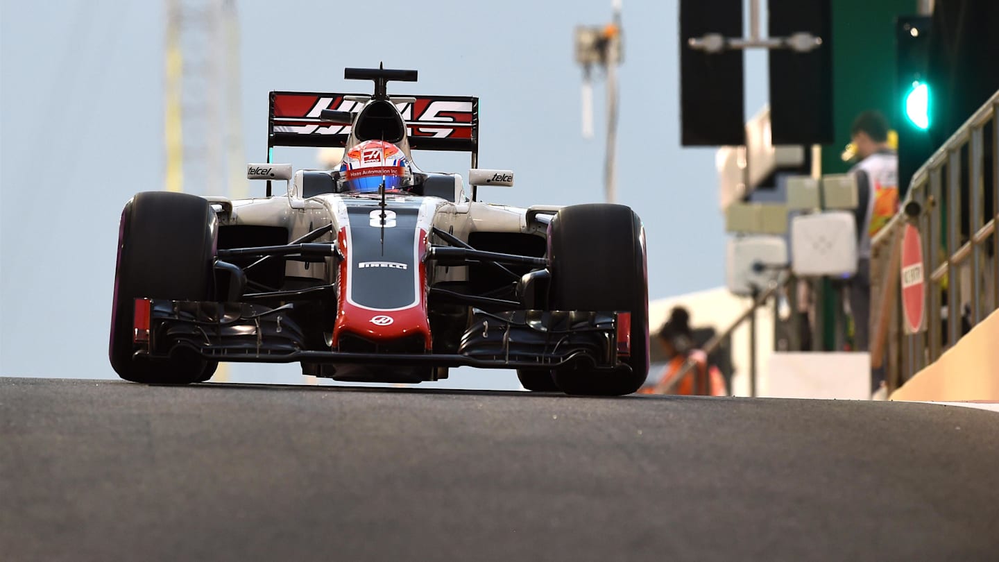 Romain Grosjean (FRA) Haas VF-16 at Formula One World Championship, Rd21, Abu Dhabi Grand Prix, Practice, Yas Marina Circuit, Abu Dhabi, UAE, Friday 25 November 2016. © Sutton Images