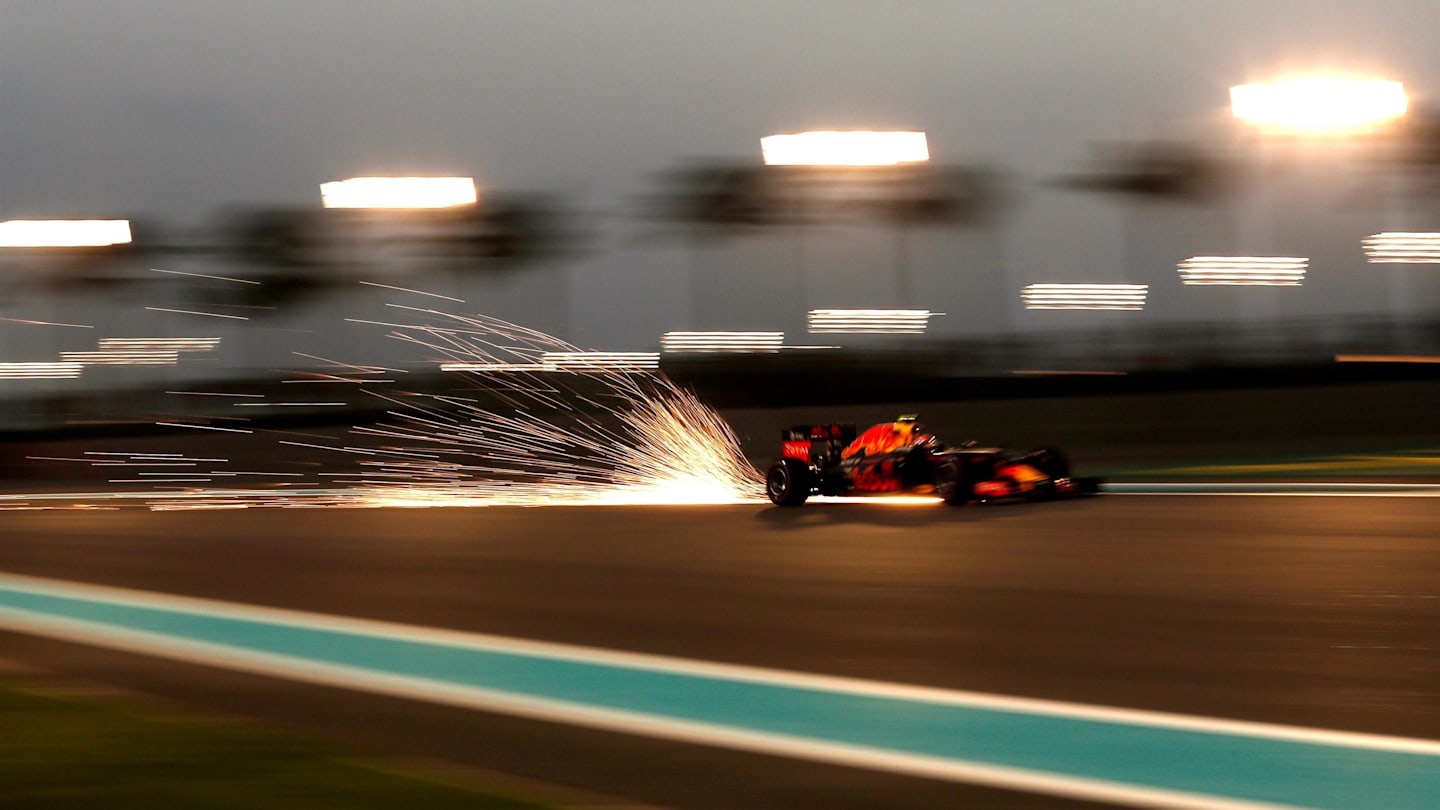 Max Verstappen (NED) Red Bull Racing RB12 at Formula One World Championship, Rd21, Abu Dhabi Grand Prix, Practice, Yas Marina Circuit, Abu Dhabi, UAE, Friday 25 November 2016. © Sutton Images