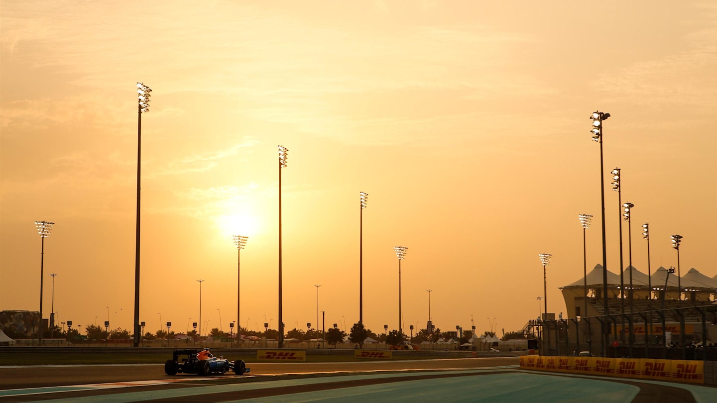 Pascal Wehrlein (GER) Manor Racing MRT05 at Formula One World Championship, Rd21, Abu Dhabi Grand Prix, Practice, Yas Marina Circuit, Abu Dhabi, UAE, Friday 25 November 2016. © Sutton Images