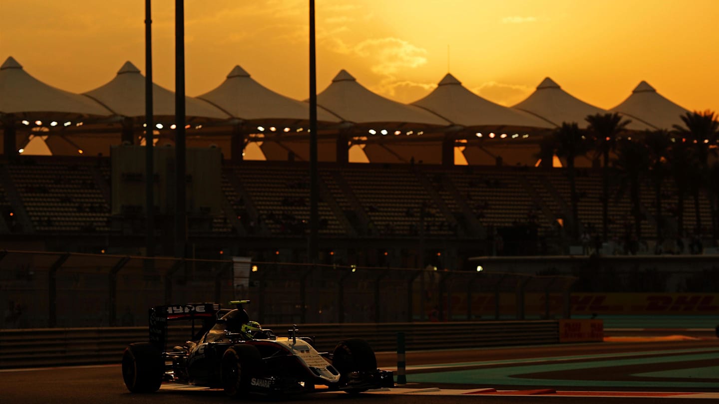 Sergio Perez (MEX) Force India VJM09 at Formula One World Championship, Rd21, Abu Dhabi Grand Prix, Practice, Yas Marina Circuit, Abu Dhabi, UAE, Friday 25 November 2016. © Sutton Images