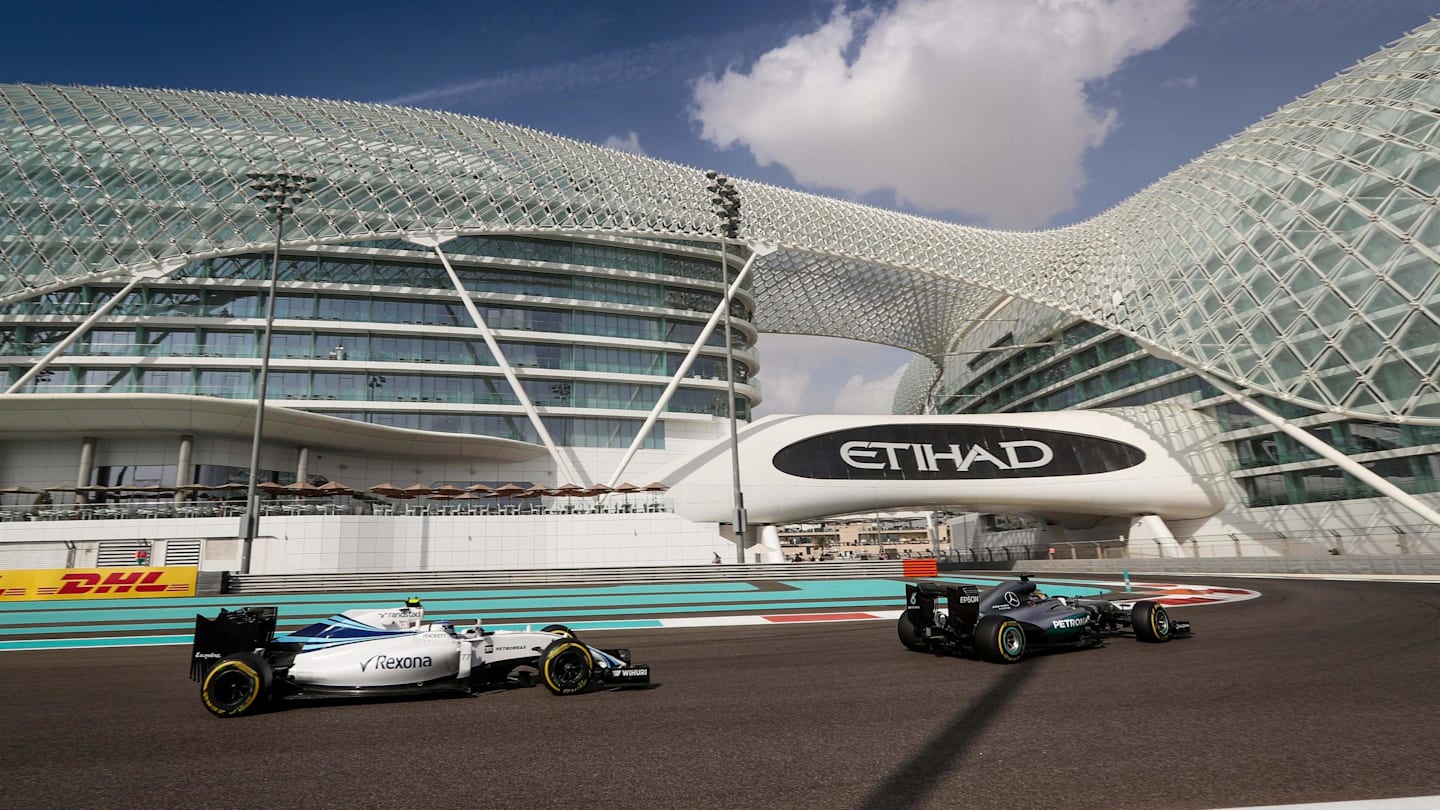 Lewis Hamilton (GBR) Mercedes-Benz F1 W07 Hybrid and Valtteri Bottas (FIN) Williams FW38 at Formula One World Championship, Rd21, Abu Dhabi Grand Prix, Practice, Yas Marina Circuit, Abu Dhabi, UAE, Friday 25 November 2016. © Sutton Images