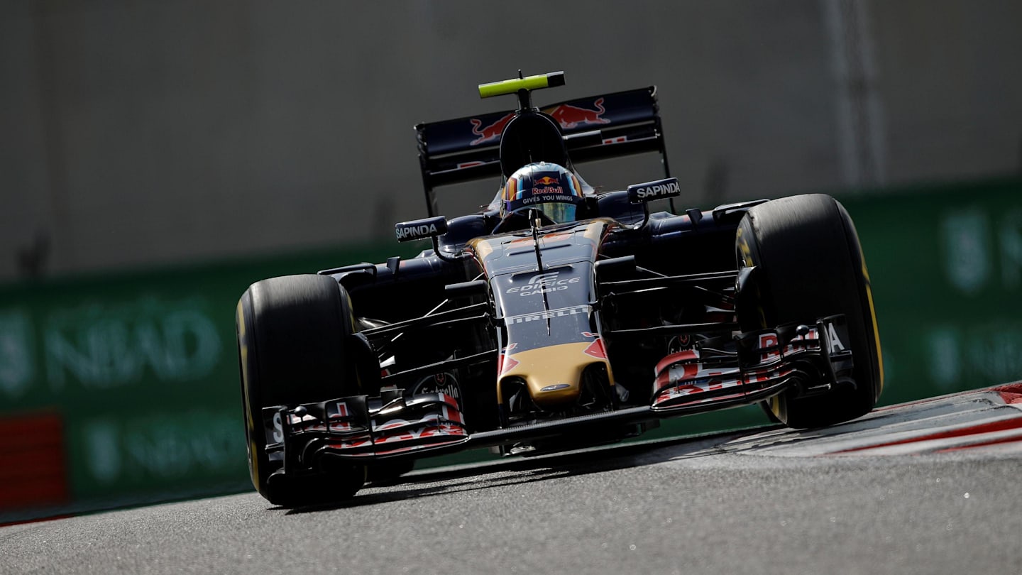 Carlos Sainz jr (ESP) Scuderia Toro Rosso STR11 at Formula One World Championship, Rd21, Abu Dhabi Grand Prix, Practice, Yas Marina Circuit, Abu Dhabi, UAE, Friday 25 November 2016. © Sutton Images