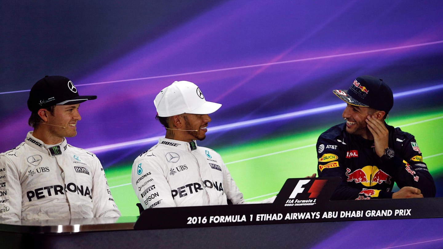 (L to R): Nico Rosberg (GER) Mercedes AMG F1, Lewis Hamilton (GBR) Mercedes AMG F1 and Daniel Ricciardo (AUS) Red Bull Racing in the Press Conference at Formula One World Championship, Rd21, Abu Dhabi Grand Prix, Qualifying, Yas Marina Circuit, Abu Dhabi, UAE, Saturday 26 November 2016. © Sutton Images