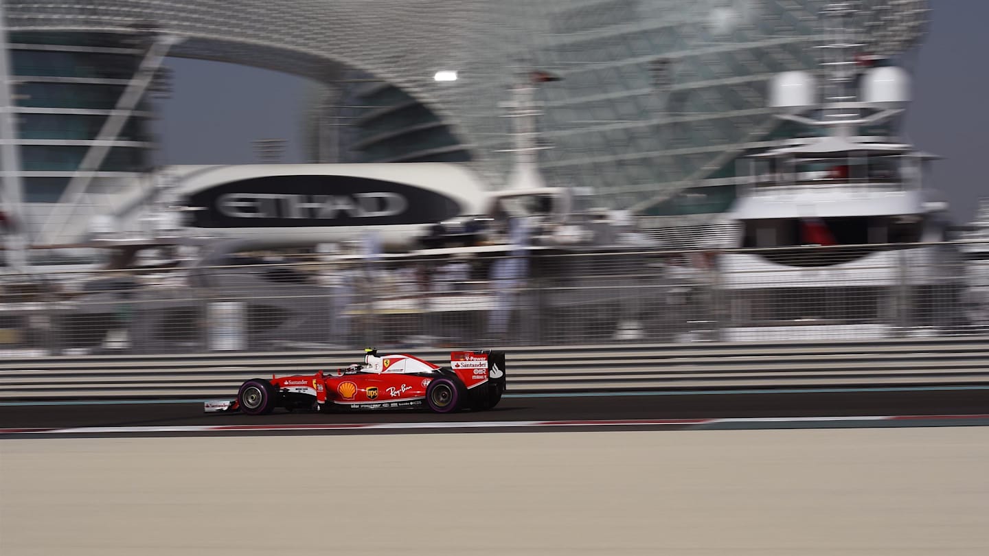 Kimi Raikkonen (FIN) Ferrari SF16-H at Formula One World Championship, Rd21, Abu Dhabi Grand Prix, Qualifying, Yas Marina Circuit, Abu Dhabi, UAE, Saturday 26 November 2016. © Sutton Images