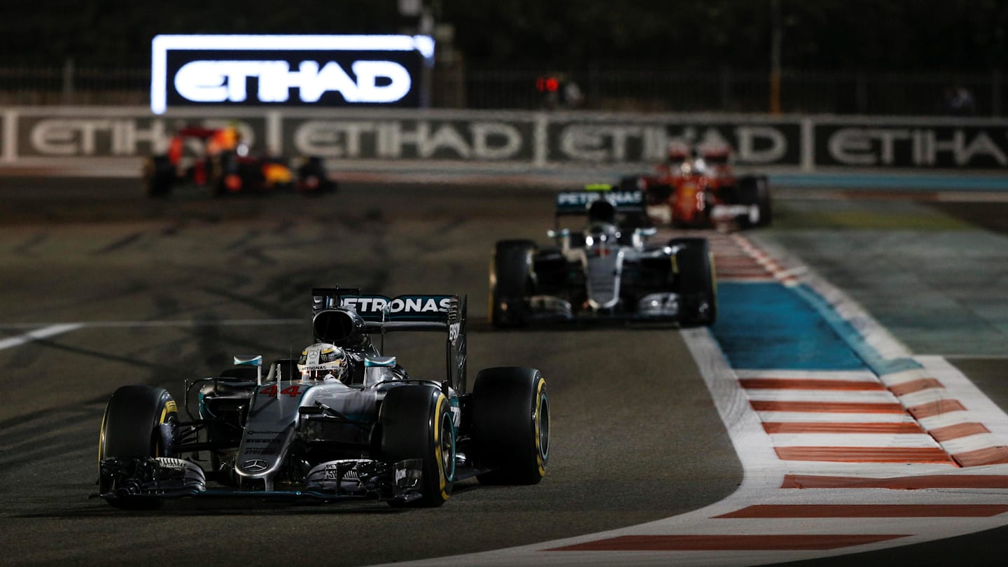 Lewis Hamilton (GBR) Mercedes-Benz F1 W07 Hybrid at Formula One World Championship, Rd21, Abu Dhabi