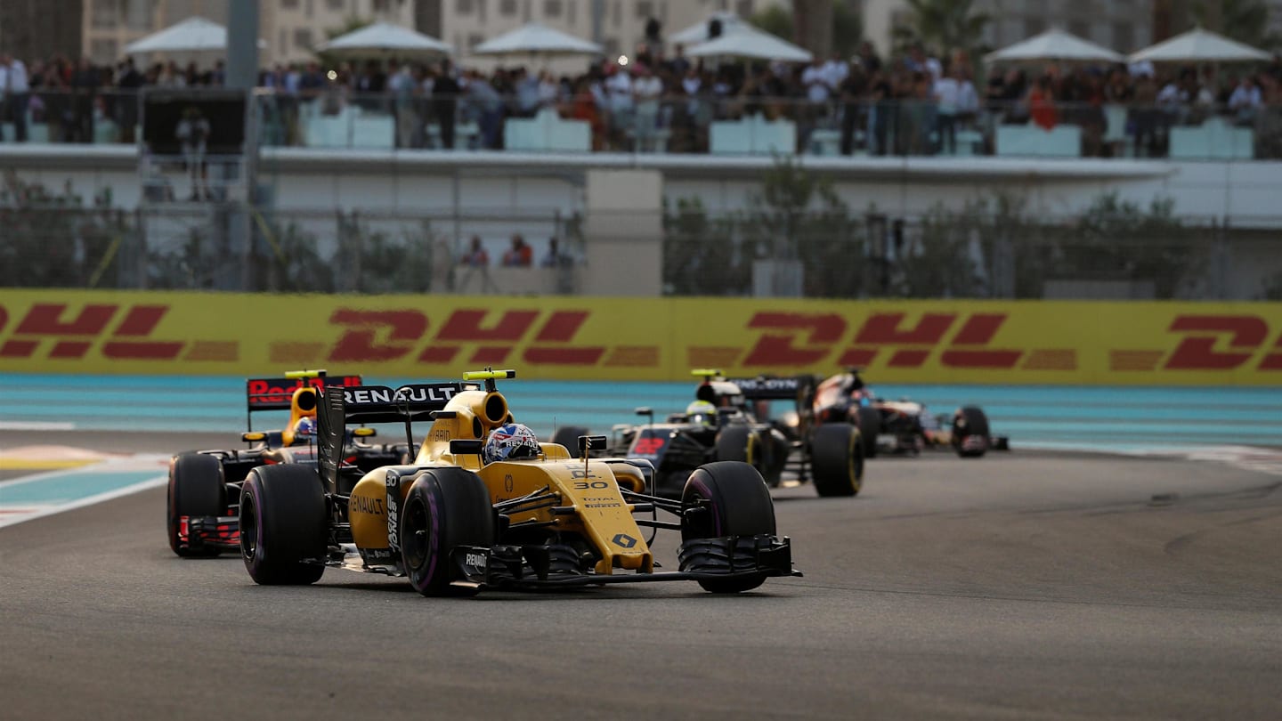 Jolyon Palmer (GBR) Renault Sport F1 Team RS16 at Formula One World Championship, Rd21, Abu Dhabi