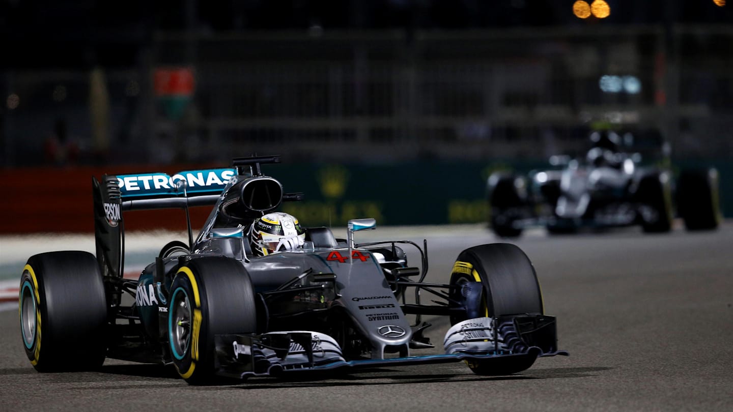 Lewis Hamilton (GBR) Mercedes-Benz F1 W07 Hybrid leads Nico Rosberg (GER) Mercedes-Benz F1 W07 Hybrid at Formula One World Championship, Rd21, Abu Dhabi Grand Prix, Race, Yas Marina Circuit, Abu Dhabi, UAE, Sunday 27 November 2016. © Sutton Images