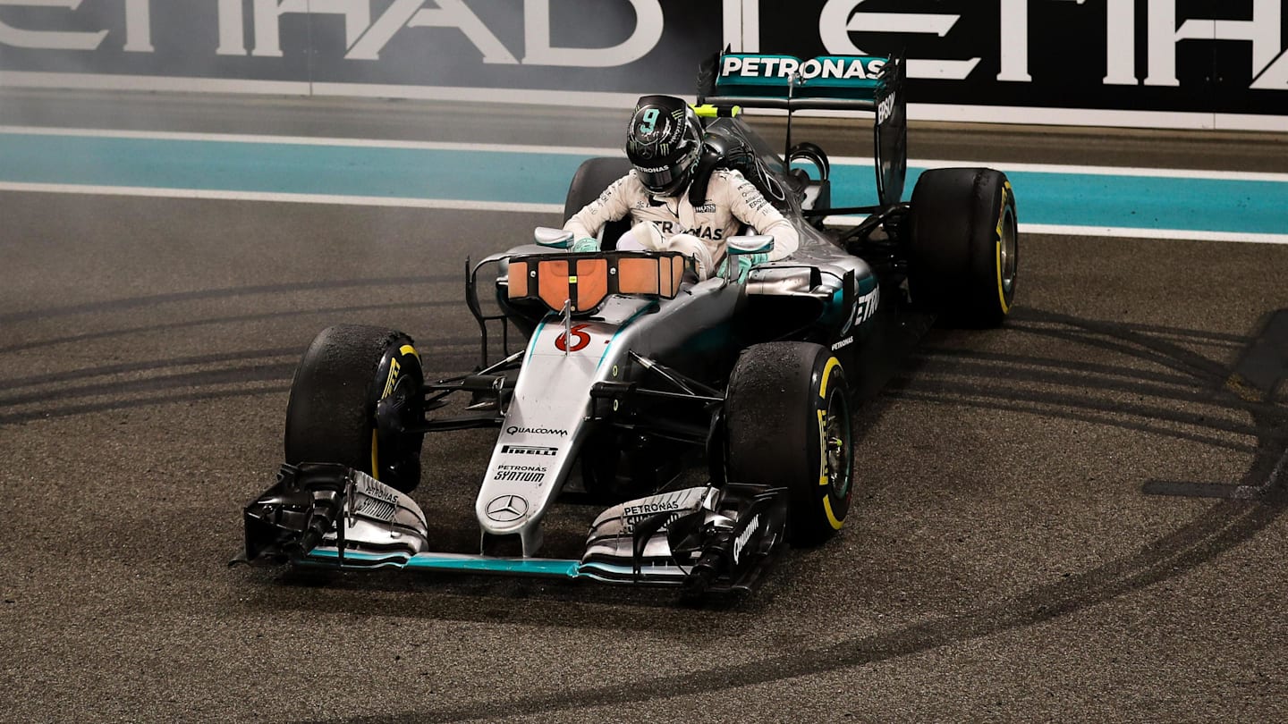 World Champion Nico Rosberg (GER) Mercedes-Benz F1 W07 Hybrid celebrates at Formula One World Championship, Rd21, Abu Dhabi Grand Prix, Race, Yas Marina Circuit, Abu Dhabi, UAE, Sunday 27 November 2016. © Sutton Images