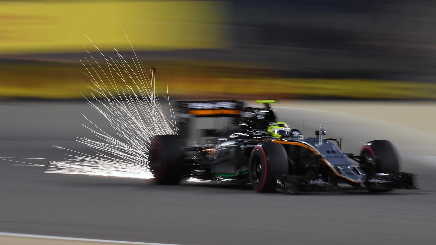 Sergio Perez (MEX) Force India VJM09 at Formula One World Championship, Rd2, Bahrain Grand Prix