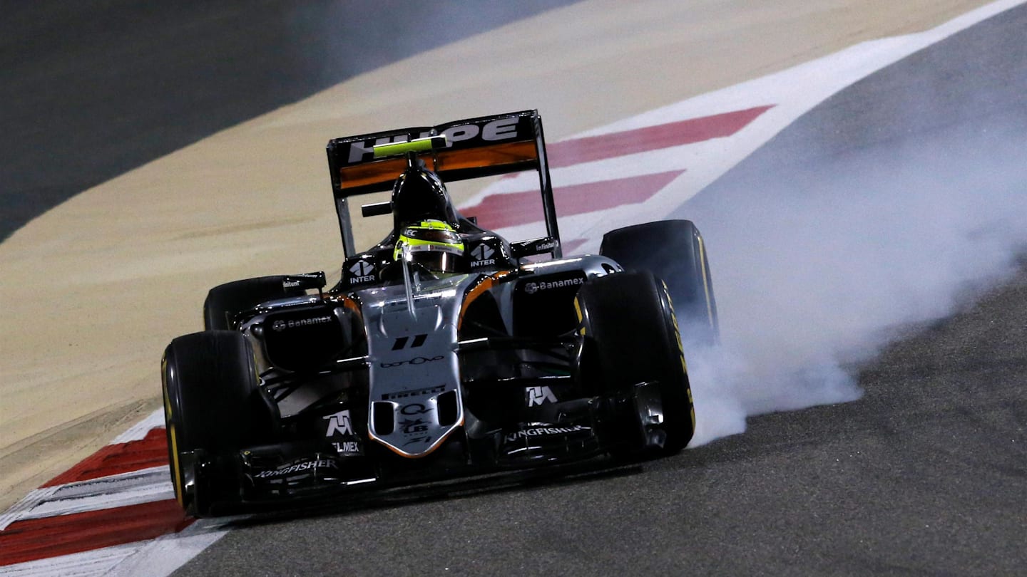 Sergio Perez (MEX) Force India VJM09 locks up at Formula One World Championship, Rd2, Bahrain Grand