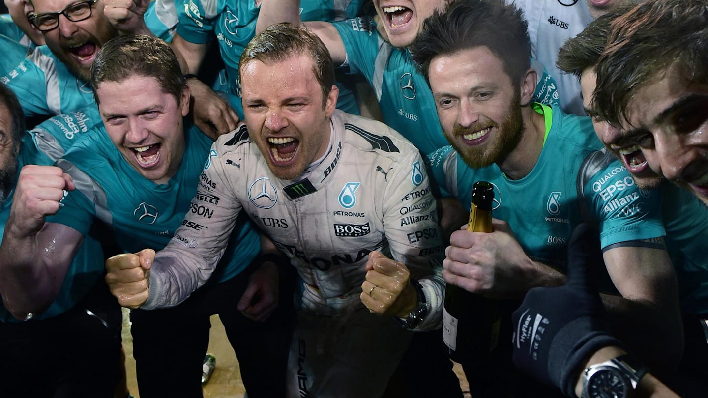 Race winner Nico Rosberg (GER) Mercedes AMG F1 celebrates with the team at Formula One World