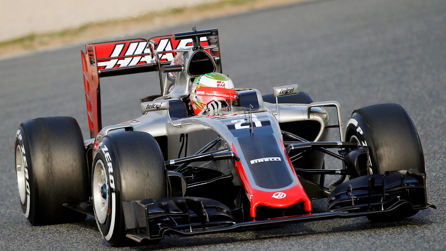 Esteban Gutierrez (MEX) Haas VF-16  at Formula One Testing, Day Four, Barcelona, Spain, Thursday 25