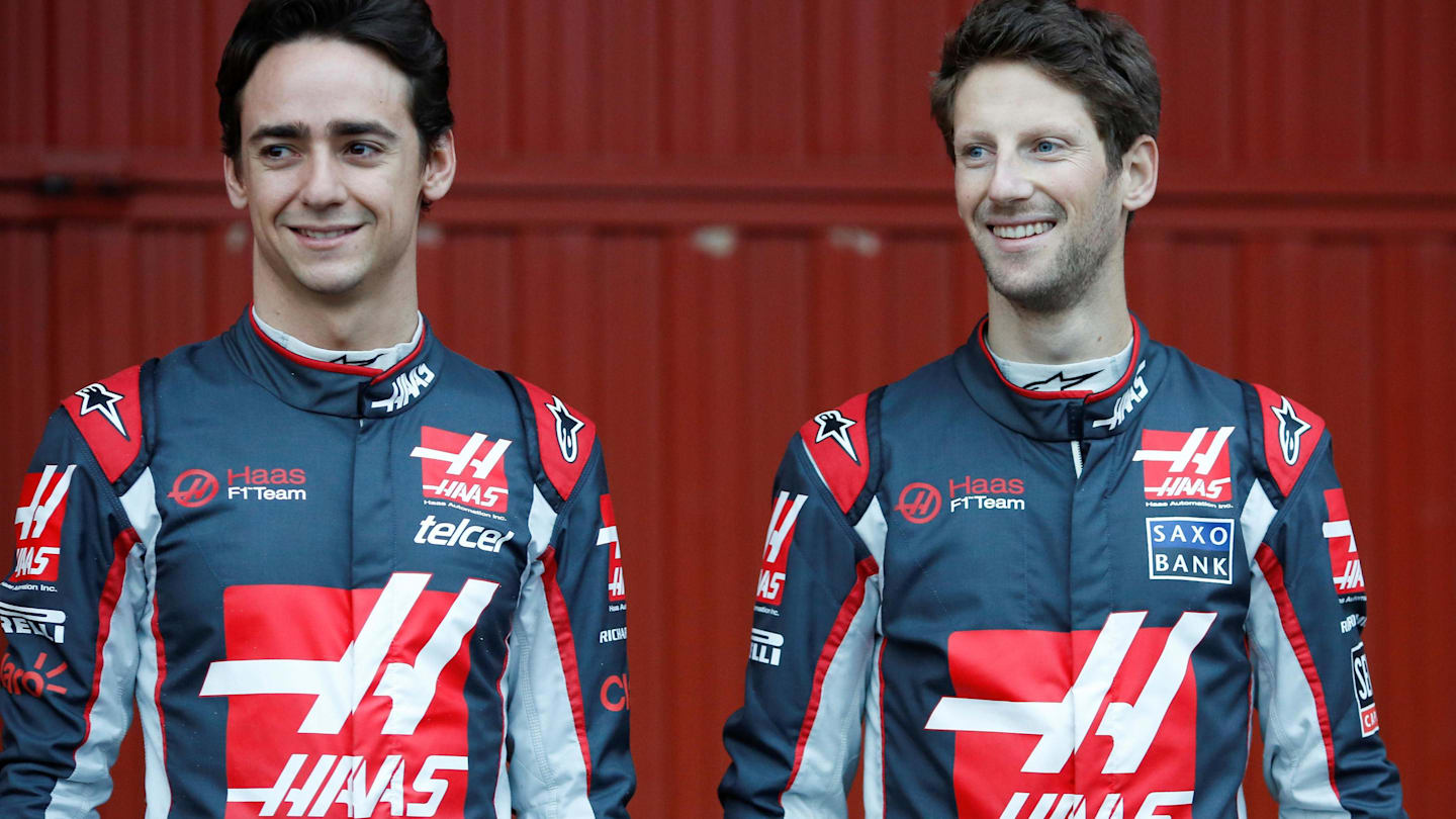 Esteban Gutierrez (MEX) Haas F1 and Romain Grosjean (FRA) Haas F1 at Formula One Testing, Day One,