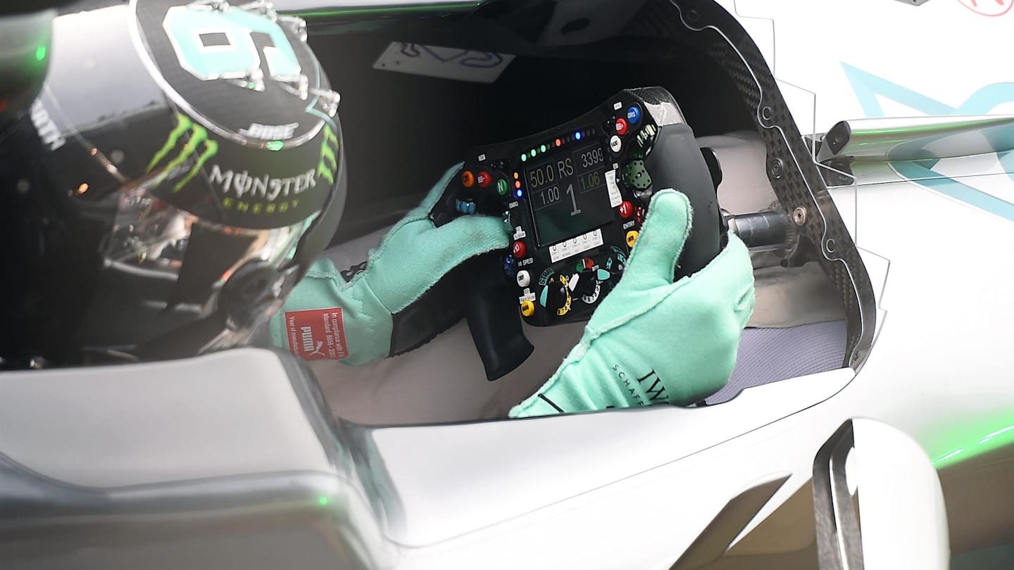 Nico Rosberg (GER) Mercedes-Benz F1 W07 Hybrid steering  wheel at Formula One Testing, Day Three,