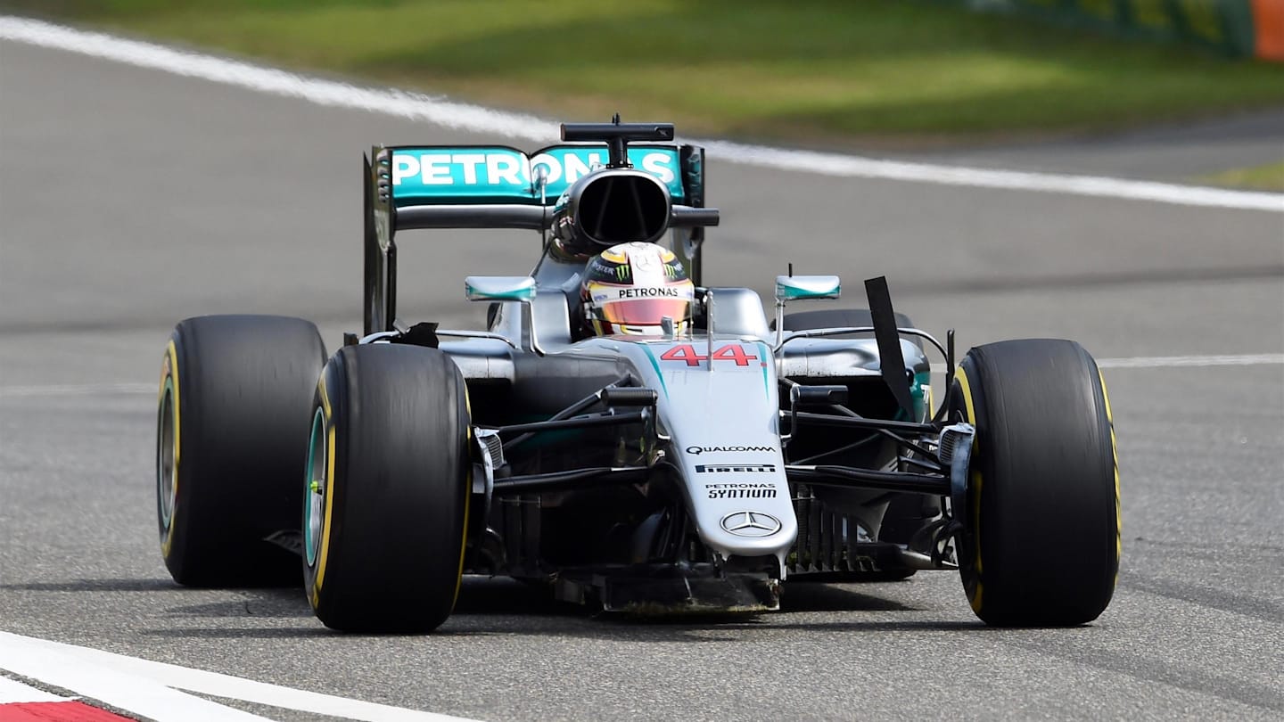 Lewis Hamilton (GBR) Mercedes-Benz F1 W07 Hybrid with broken front wing on lap one at Formula One