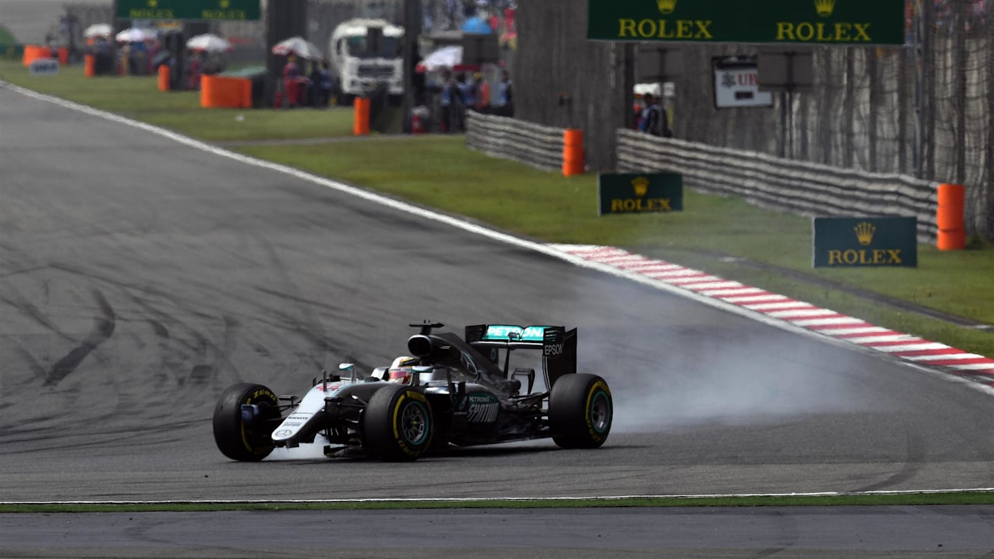Lewis Hamilton (GBR) Mercedes-Benz F1 W07 Hybrid with broken front wing on lap one at Formula One