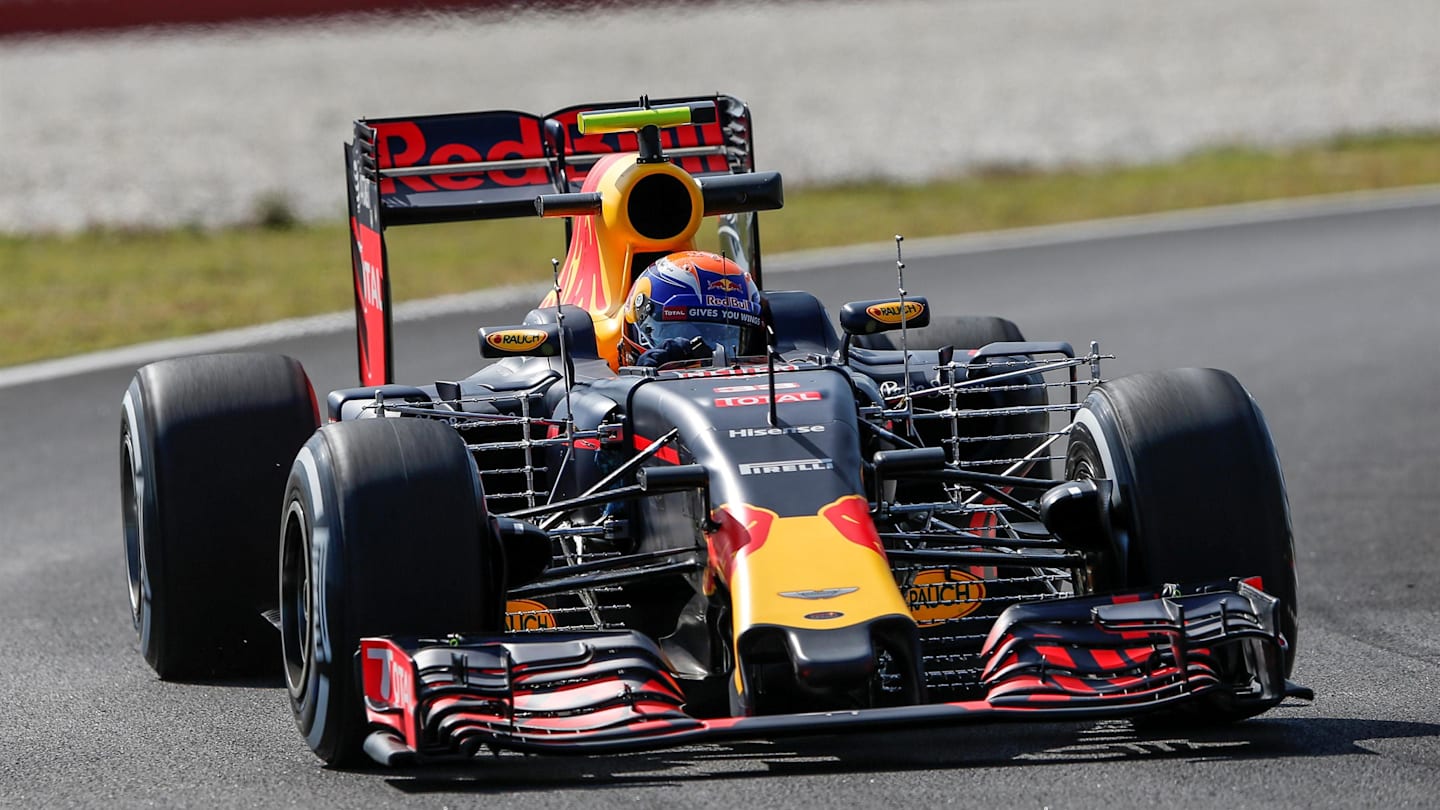 Max Verstappen (NED) Red Bull Racing RB12 at Formula One World Championship, Rd16, Malaysian Grand Prix, Practice, Sepang, Malaysia, Friday 30 September 2016. © Sutton Images