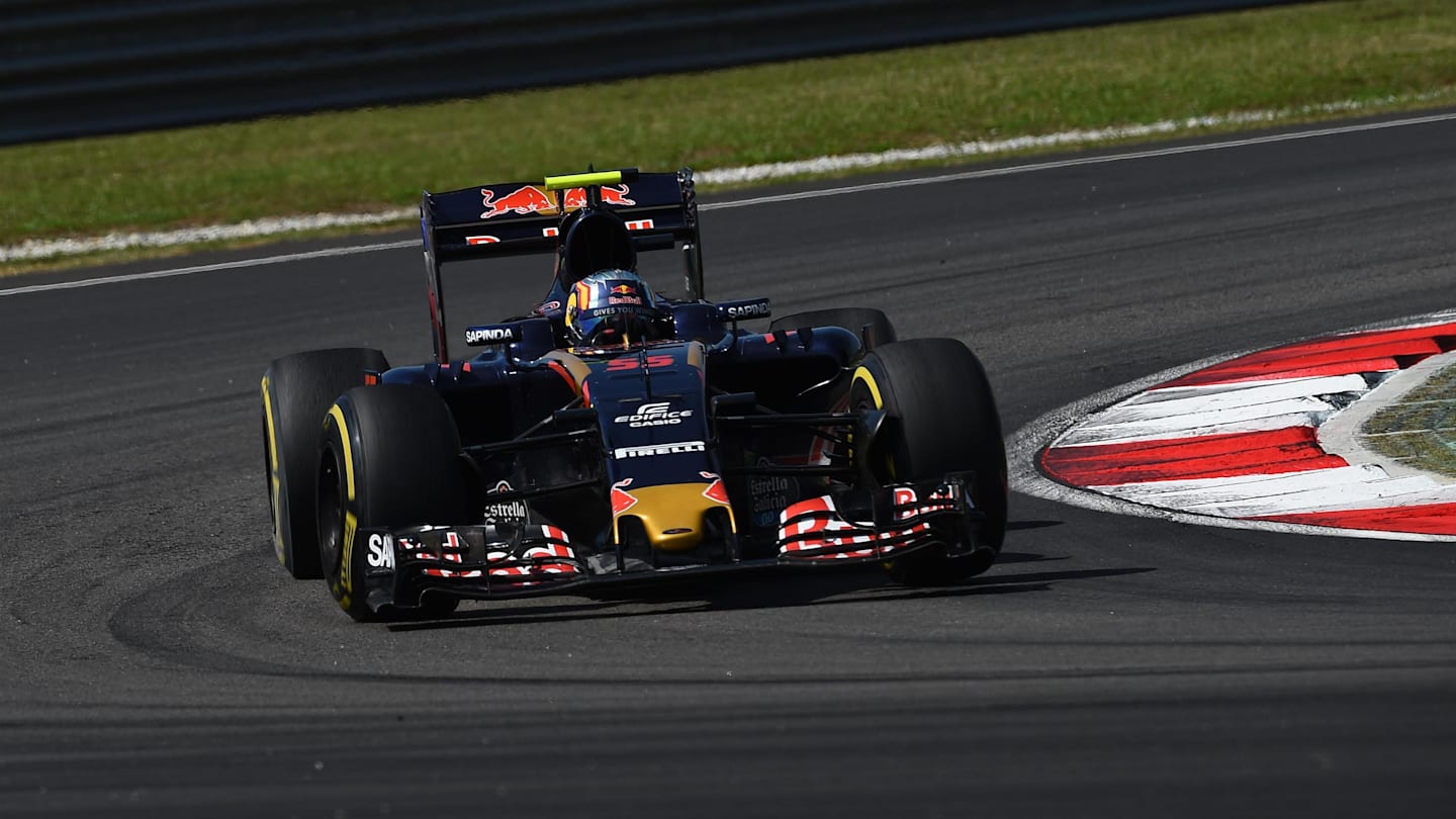 Carlos Sainz jr (ESP) Scuderia Toro Rosso STR11 at Formula One World Championship, Rd16, Malaysian Grand Prix, Practice, Sepang, Malaysia, Friday 30 September 2016. © Sutton Images