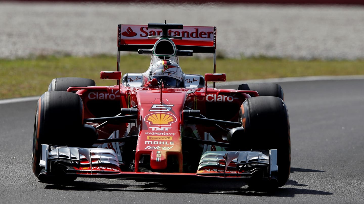 Sebastian Vettel (GER) Ferrari SF16-H at Formula One World Championship, Rd16, Malaysian Grand Prix, Practice, Sepang, Malaysia, Friday 30 September 2016. © Sutton Images