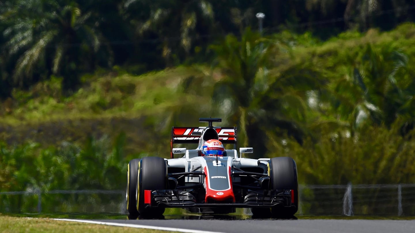 Romain Grosjean (FRA) Haas VF-16 at Formula One World Championship, Rd16, Malaysian Grand Prix, Practice, Sepang, Malaysia, Friday 30 September 2016. © Sutton Images