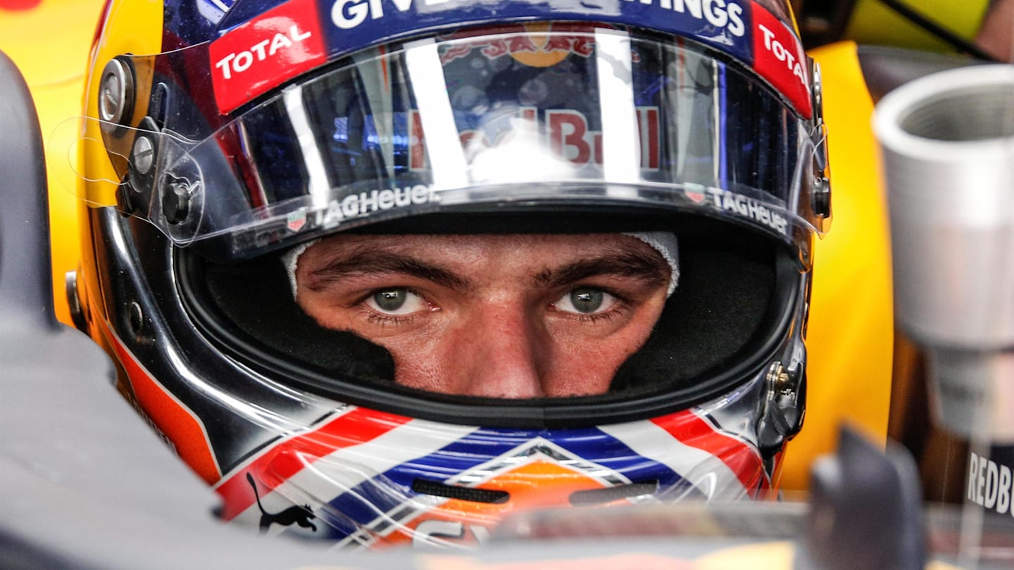 Max Verstappen (NED) Red Bull Racing RB12 at Formula One World Championship, Rd16, Malaysian Grand Prix, Practice, Sepang, Malaysia, Friday 30 September 2016. © Sutton Images