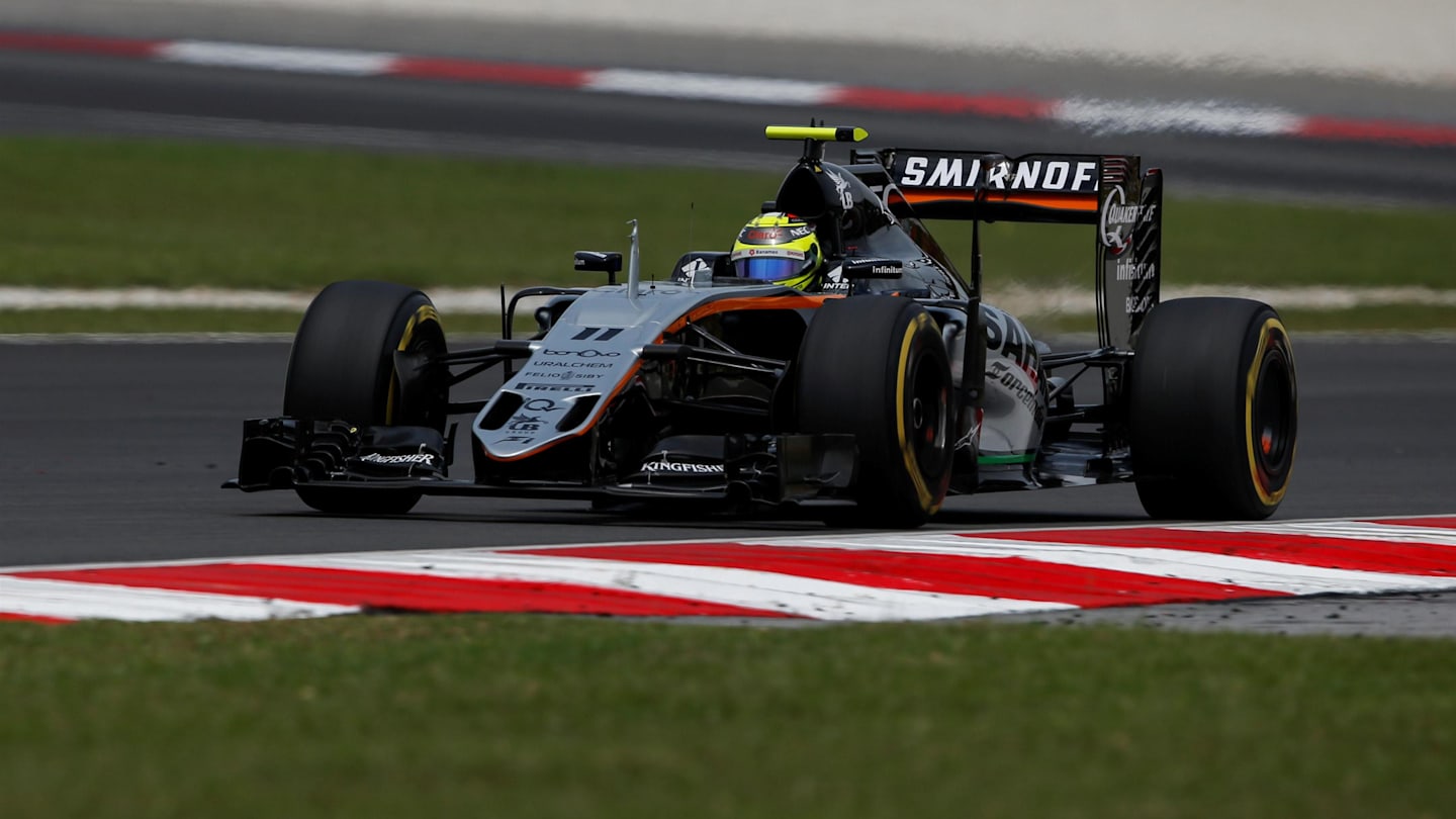 Sergio Perez (MEX) Force India VJM09 at Formula One World Championship, Rd16, Malaysian Grand Prix, Race,  Sepang, Malaysia, Saturday 1 October 2016. © Sutton Images