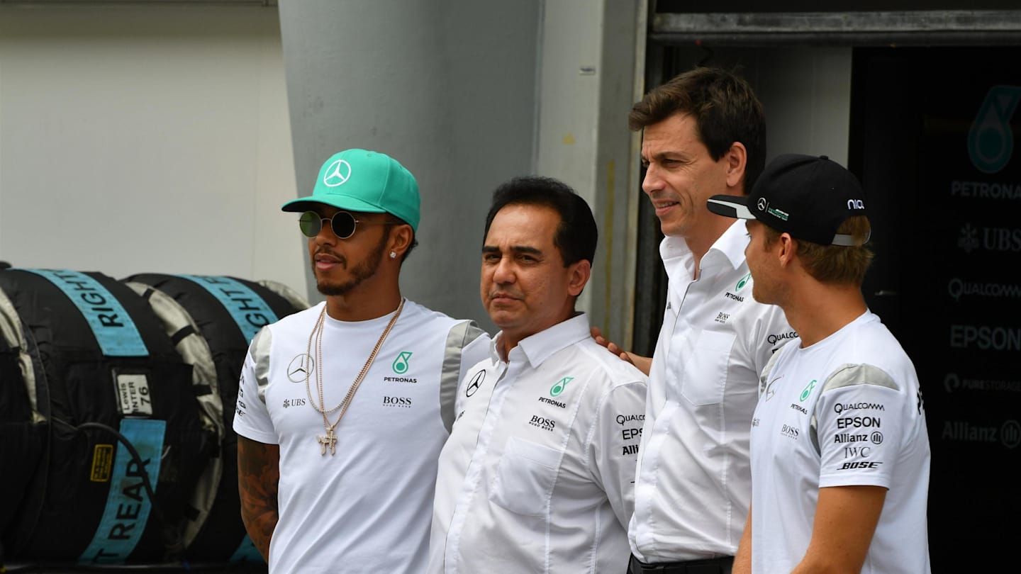 Lewis Hamilton (GBR) Mercedes AMG F1, Toto Wolff (AUT) Mercedes AMG F1 Director of Motorsport and Nico Rosberg (GER) Mercedes AMG F1 at Formula One World Championship, Rd16, Malaysian Grand Prix, Race, Sepang, Malaysia, Sunday 2 October 2016. © Sutton Images