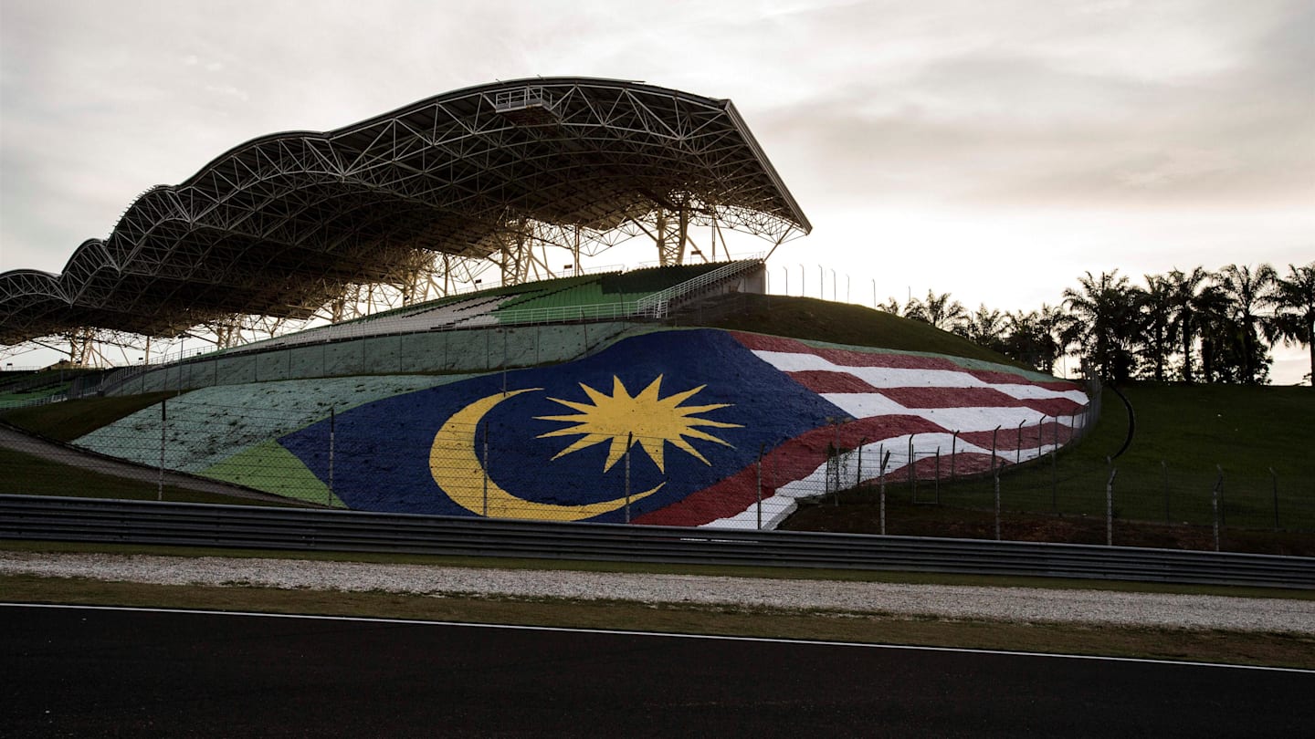 Track view at Formula One World Championship, Rd16, Malaysian Grand Prix, Preparations, Sepang, Malaysia, Thursday 29 September 2016. © Sutton Images