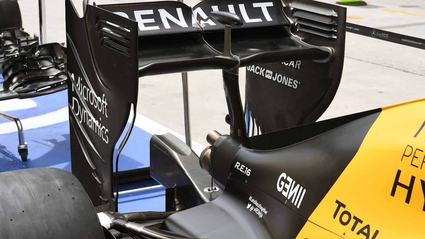 Renault Sport F1 Team RS16 rear wing detail at Formula One World Championship, Rd16, Malaysian Grand Prix, Preparations, Sepang, Malaysia, Thursday 29 September 2016. © Sutton Images