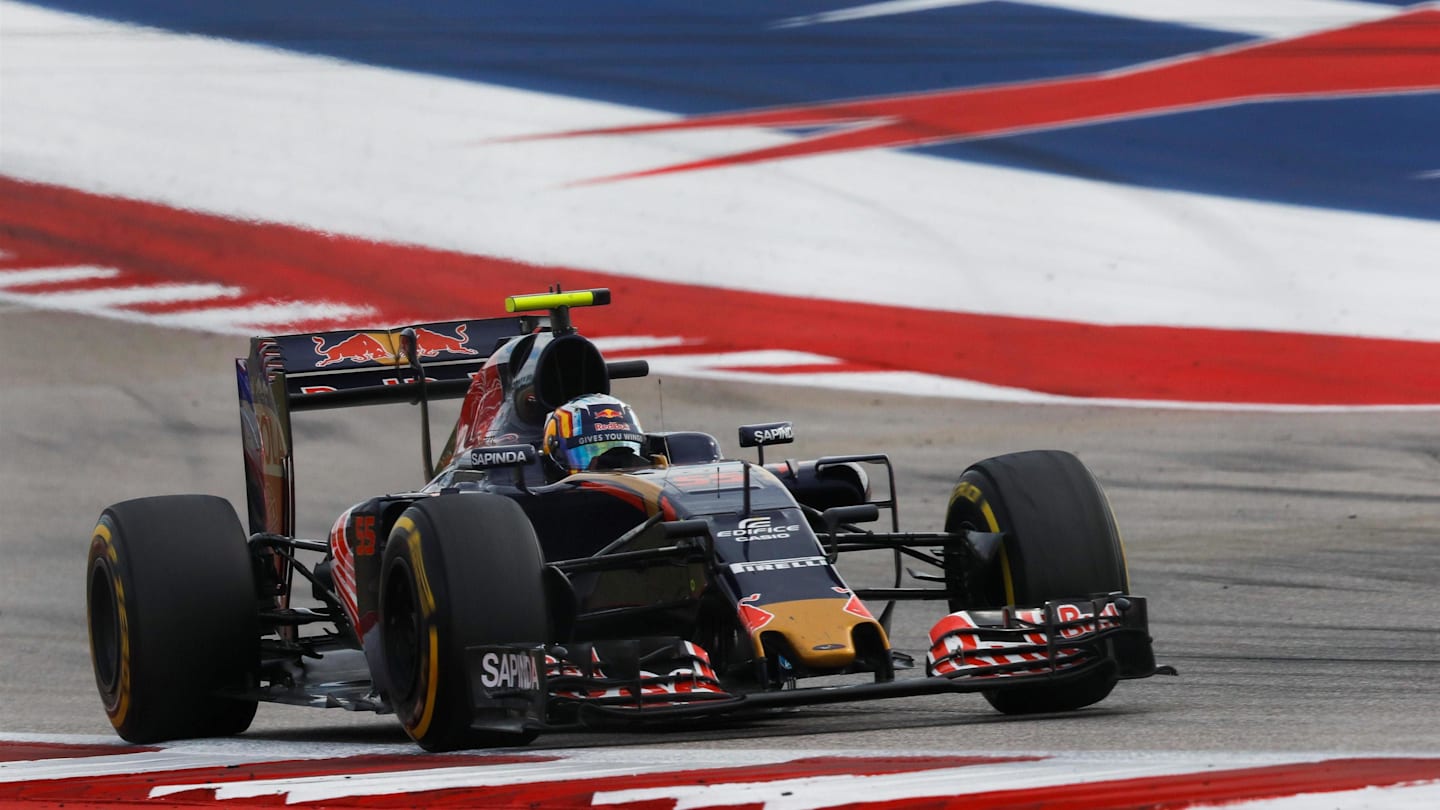 Carlos Sainz jr (ESP) Scuderia Toro Rosso STR11 at Formula One World Championship, Rd18, United