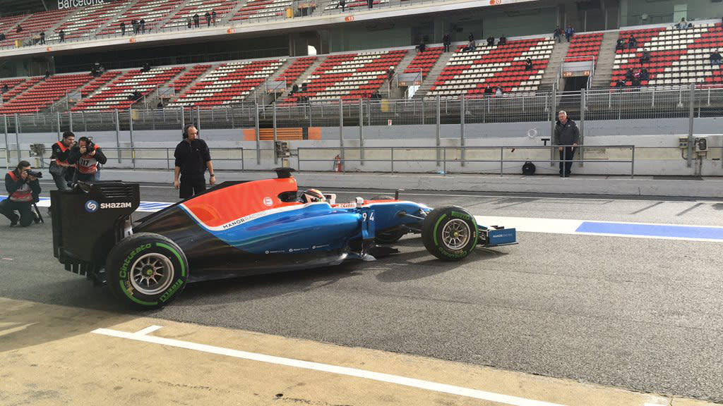 The new Manor MRT05. Formula One Testing, Day One, Barcelona, Spain, Monday 22 February 2016. © Manor Racing