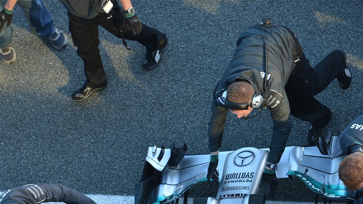 Lewis Hamilton (GBR) Mercedes AMG F1 W05. Formula One Testing, Jerez, Spain, Day One, Tuesday, 28 January 2014