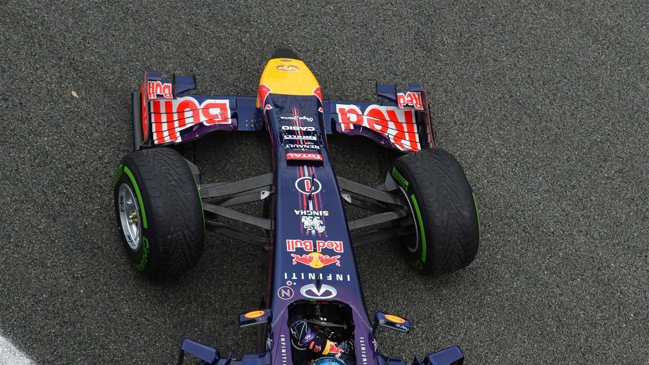 Sebastian Vettel (GER) Red Bull Racing RB10. Formula One Testing, Jerez, Spain, Day One, Tuesday, 28 January 2014