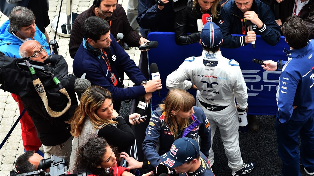 Media pen at Formula One World Championship, Rd15, Russian Grand Prix, Qualifying, Sochi Autodrom, Sochi, Krasnodar Krai, Russia, Saturday 10 October 2015. © Sutton Motorsport Images