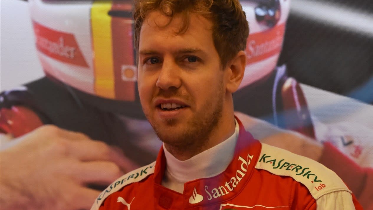 Sebastian Vettel (GER) Ferrari at Formula One World Championship, Rd16, United States  Grand Prix, Qualifying, Austin, Texas, USA, Saturday 24 October 2015. © Sutton Motorsport Images