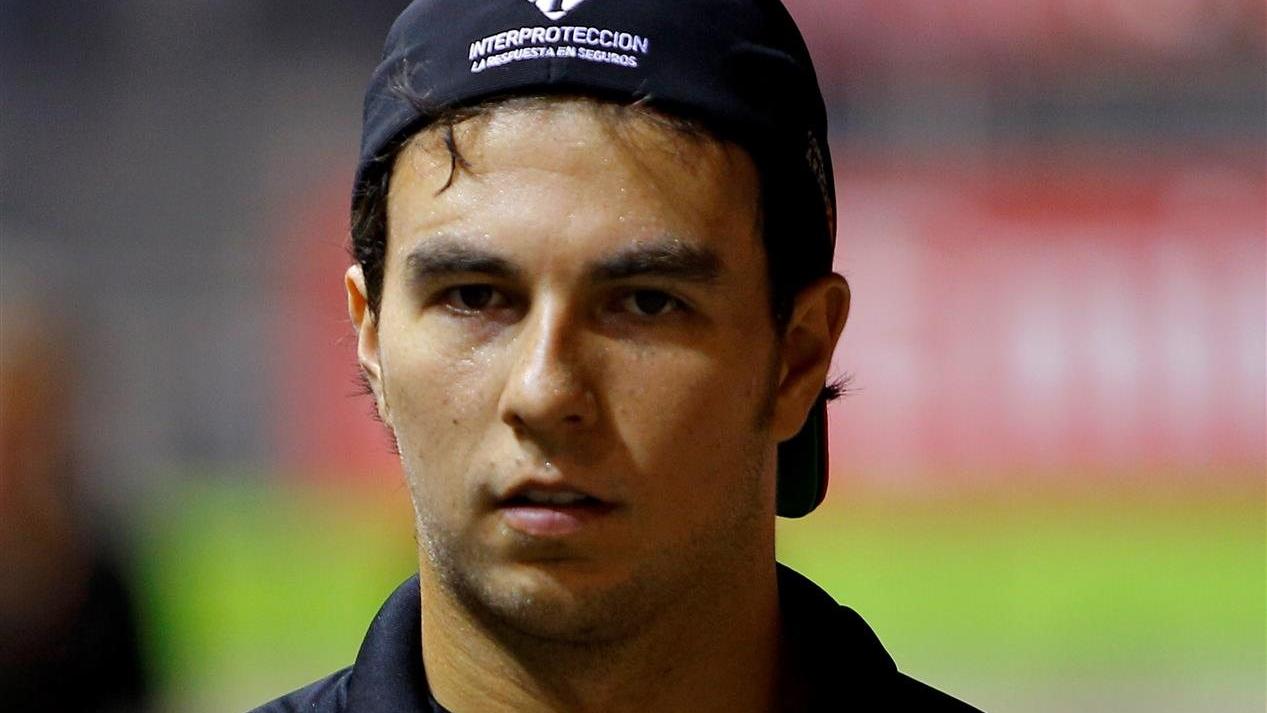 Sergio Perez (MEX) Force India walks the track. Formula One World Championship, Rd14, Singapore Grand Prix, Marina Bay Street Circuit, Singapore, Preparations, Thursday, 18 September 2014