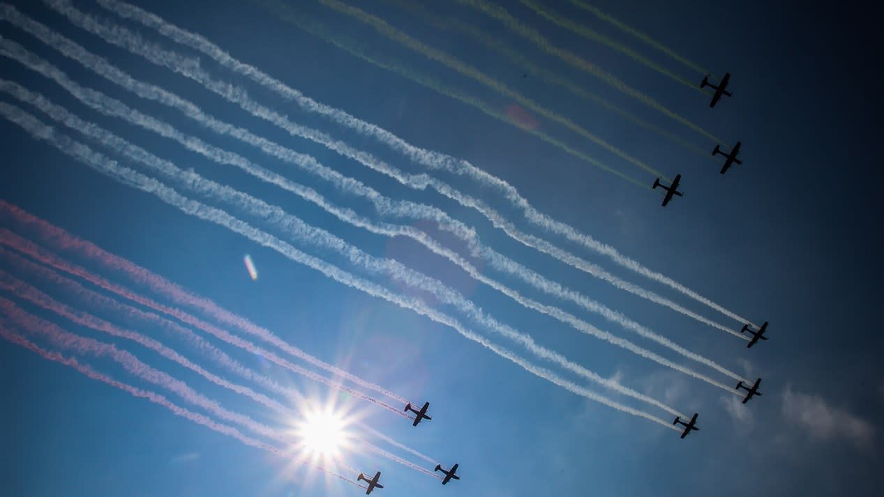 Air display at Formula One World Championship, Rd17, Mexican Grand Prix, Race, Circuit Hermanos Rodriguez, Mexico City, Mexico, Sunday 1  November 2015. © Sutton Motorsport Images