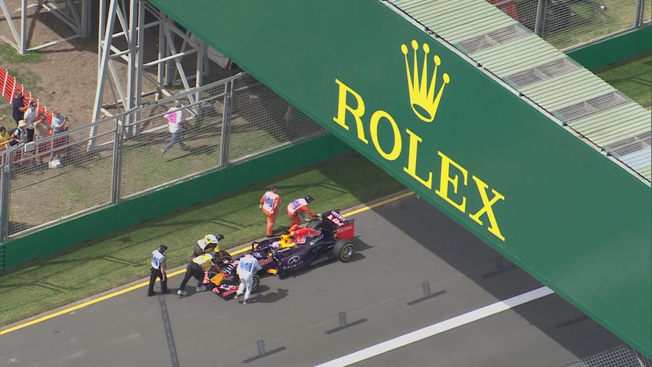 Red Bull's Daniel Ricciardo is pushed to safety after losing power © FOWC Ltd