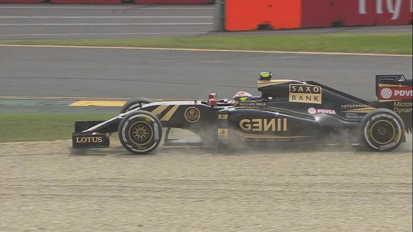 Lotus's Pastor Maldonado takes a trip through the gravel © FOWC Ltd
