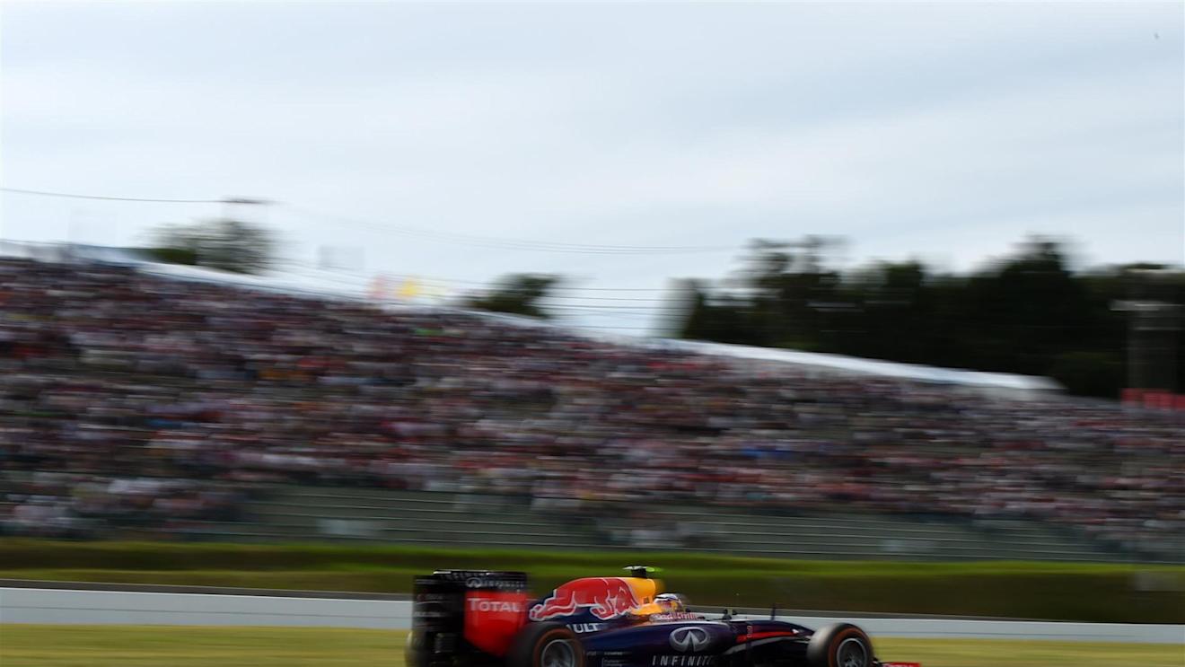 Daniel Ricciardo (AUS) Red Bull Racing RB10. Formula One World Championship, Rd15, Japanese Grand Prix, Qualifying, Suzuka, Japan, Saturday, 4 October 2014©    Sutton Images. No reproduction without permission
