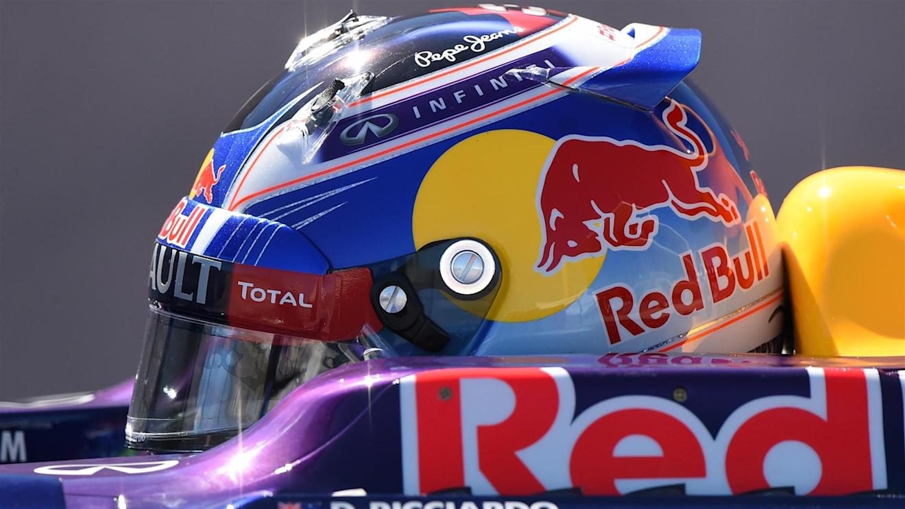 Daniel Ricciardo (AUS) Red Bull Racing RB10. Formula One World Championship, Rd17, United States Grand Prix, Practice, Austin, Texas, USA, Friday, 31 October 2014 © Sutton Images. No reproduction without permission