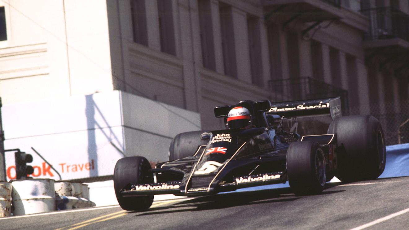 Mario Andretti (Lotus), United States Grand Prix West, Rd 4, Long Beach, USA, 3 April 1977 © LAT Photographic