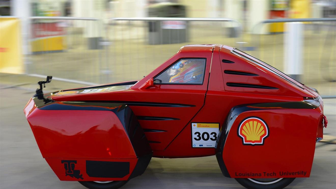 Fernando Alonso (ESP) Ferrari at a Shell Eco Car Event. Formula One World Championship, Rd17, United States Grand Prix, Preparations, Austin, Texas, USA, Thursday, 30 October 2014 © Sutton Images. No reproduction without permission
