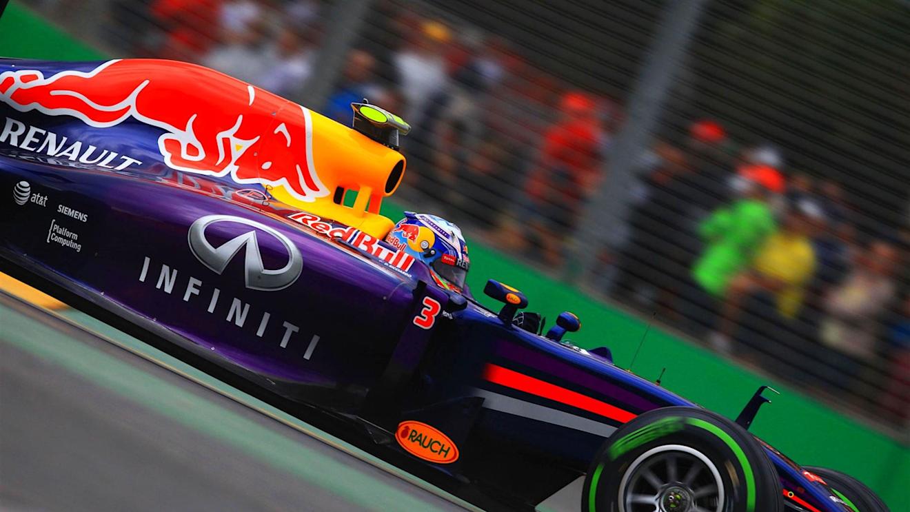 Daniel Ricciardo (AUS) Red Bull Racing RB10. Formula One World Championship, Rd1, Australian Grand Prix, Qualifying, Albert Park, Melbourne, Australia, Saturday, 15 March 2014