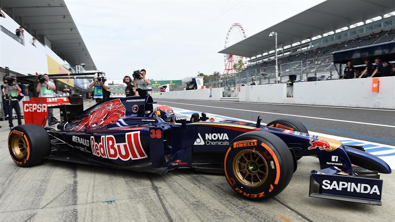 Max Verstappen (NDL) Scuderia Toro Rosso STR9. Formula One World Championship, Rd15, Japanese Grand Prix, Practice, Suzuka, Japan, Friday, 3 October 2014