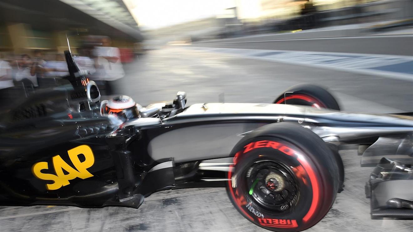 Stoffel Vandoorne (BEL) McLaren MP4-29H. Formula One Testing, Yas Marina Circuit, Abu Dhabi, UAE, Wednesday, 26 November 2014